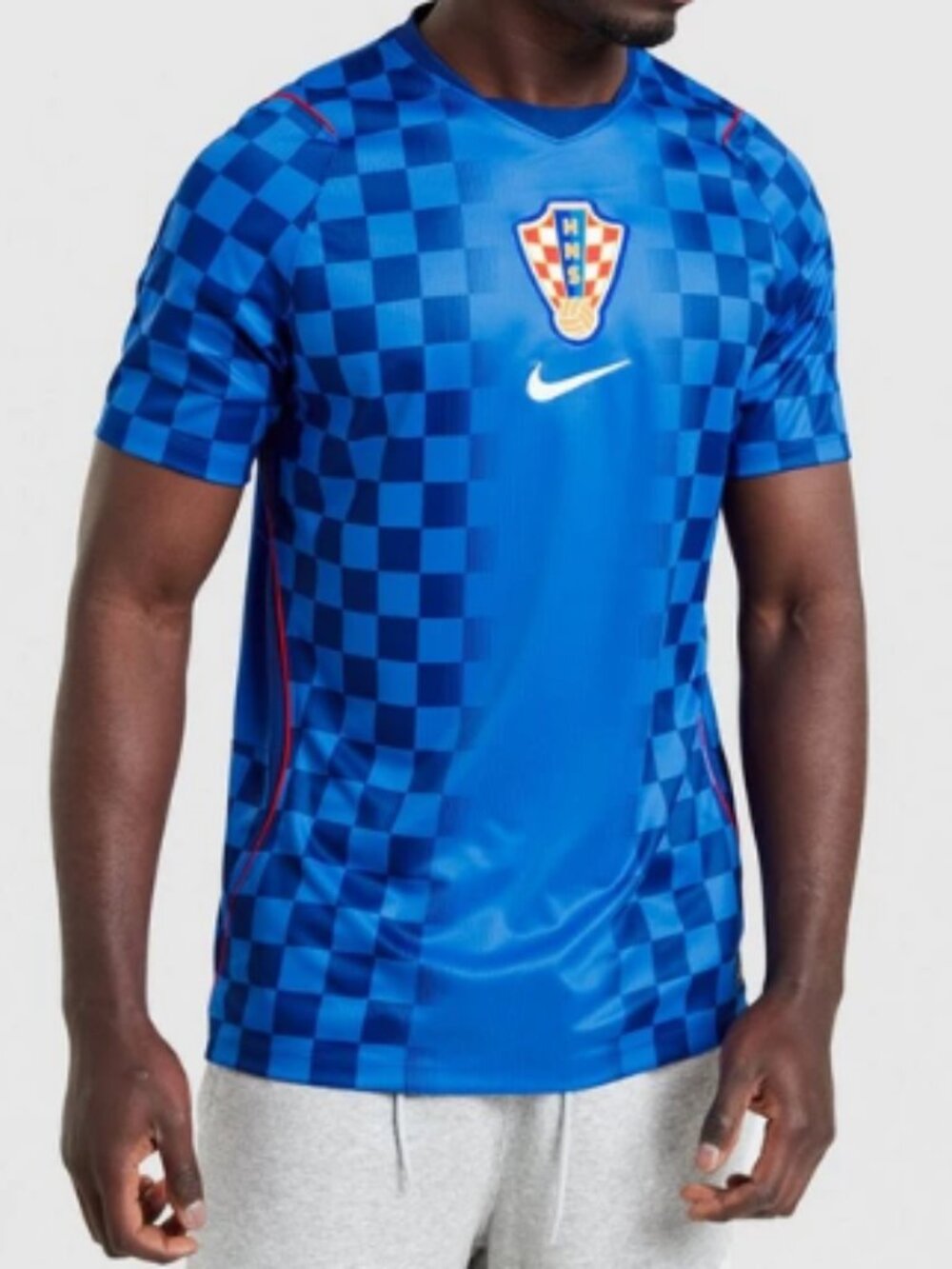 Nike Boys' Blue Croatia Checkered Soccer Jersey with Red Trim Size XLarge